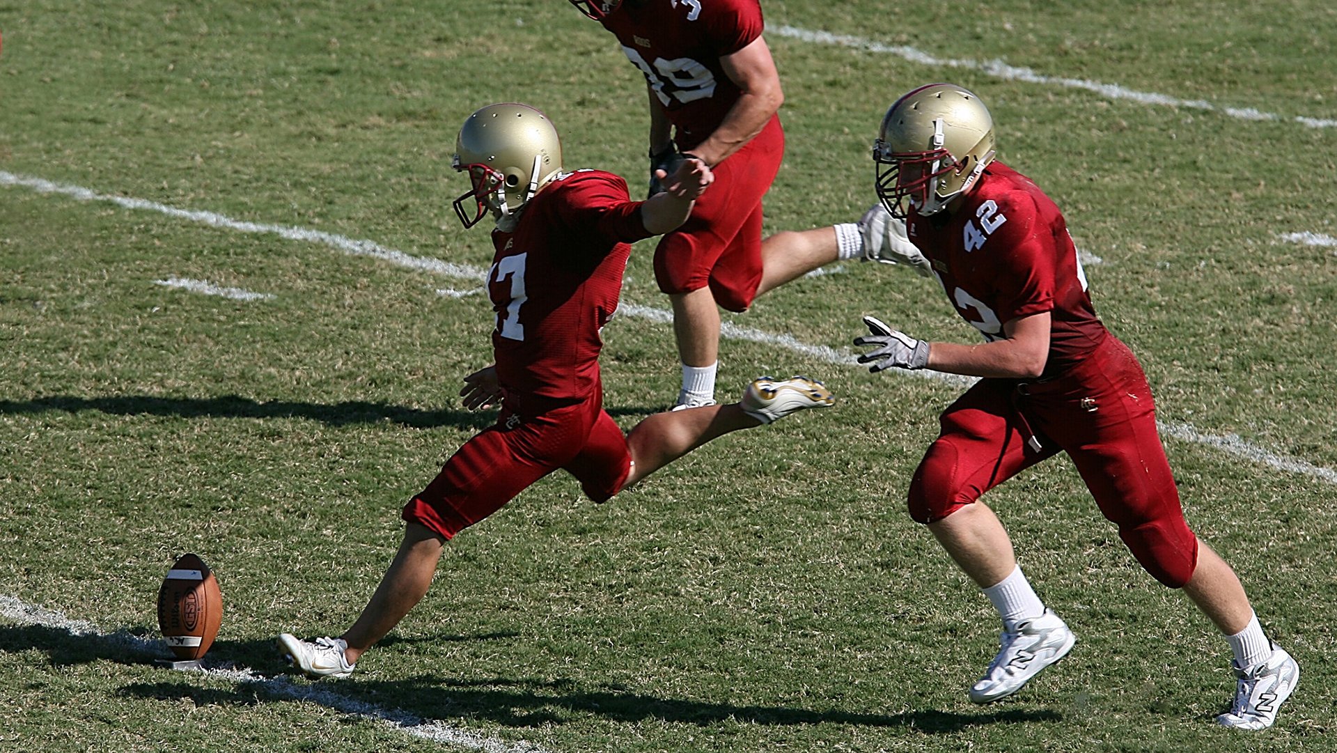 全国青年羽毛球锦标赛竞争激烈，2021全国青年羽毛球赛事